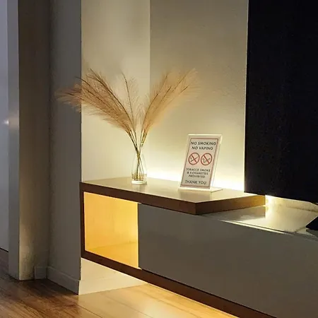 The Snug Retreat - Tiran